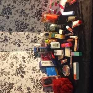 Clinical, Ipsy And Others Assorted Beauty Lot. 39 pcs New